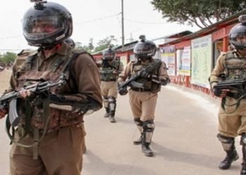 अयोध्या छावनी में तब्दील, टीवी डिबेट पर रोक