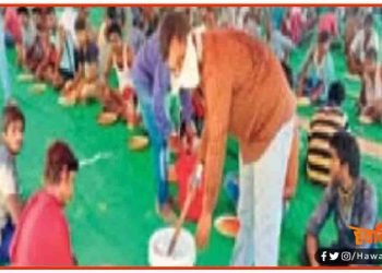 जरूरतमंदों का पेट भरने को बेच दिया अपना मकान : 52 दिनों से लगातार खि‍ला रहे खाना