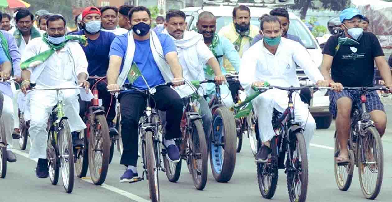 RJD, Foundation Day, Bihar, Tej Pratap Yadav, Lalu Yadav, Tejashwi Yadav, Bihar