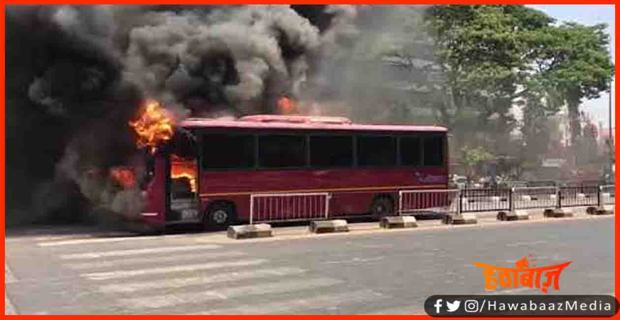 Burning Bus, Bus in Gujrat. Burning Bus gujrat. Bihar 