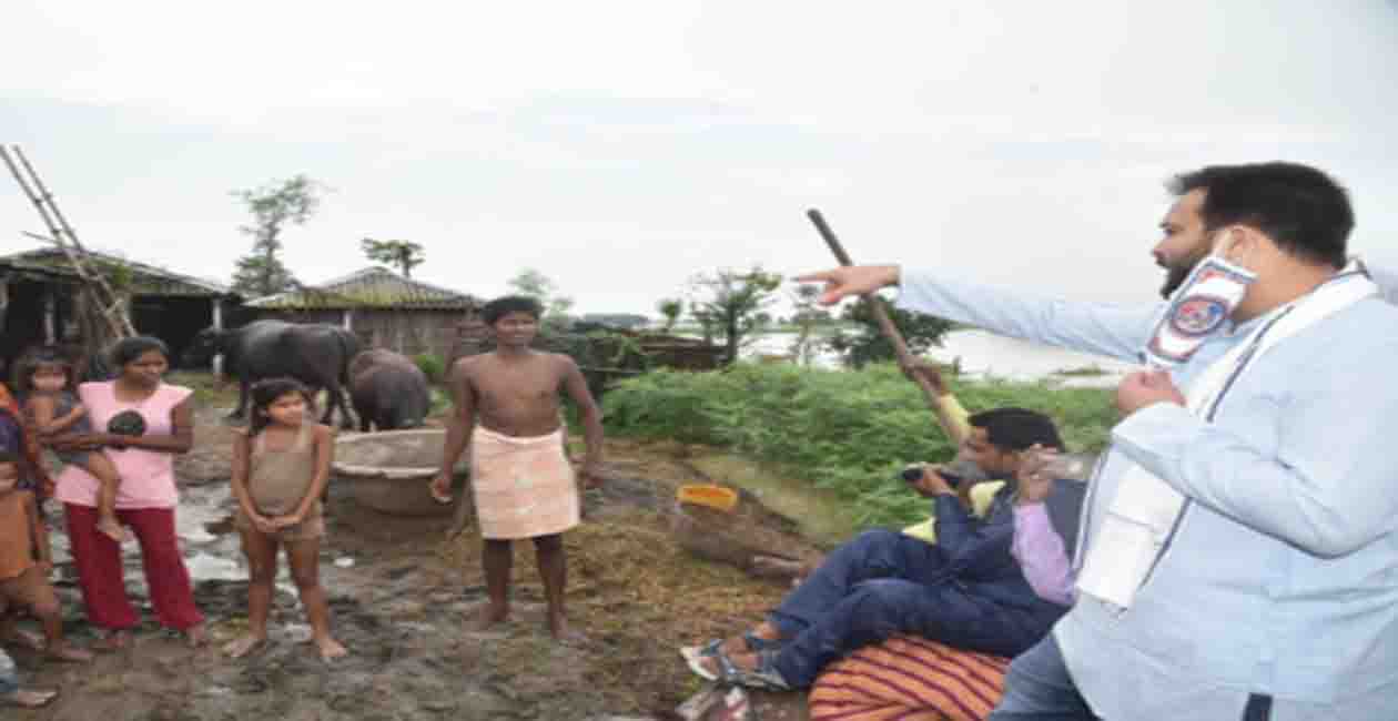 Tejashwi Yadav, bihar, Flood in Bihar, Bihar me baadh, Baadh hai bihar me, pani kitna badha hai