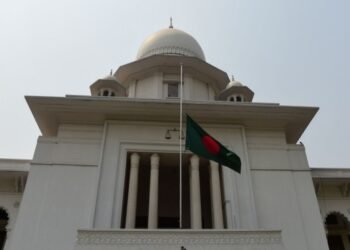 ‘प्रणव दा’ की याद में कल दिन भर झुका रहेगा  बांग्‍लादेश का राष्‍ट्रीय ध्‍वज