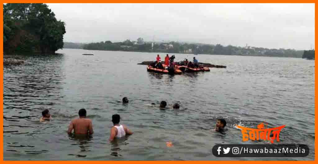 GopalGanj me Bhari Nav Hadsa, Gopalganj me nav doobi, Gopalganj me nav palti, Gopalganj me naav palti aadha darjan log lapata, 